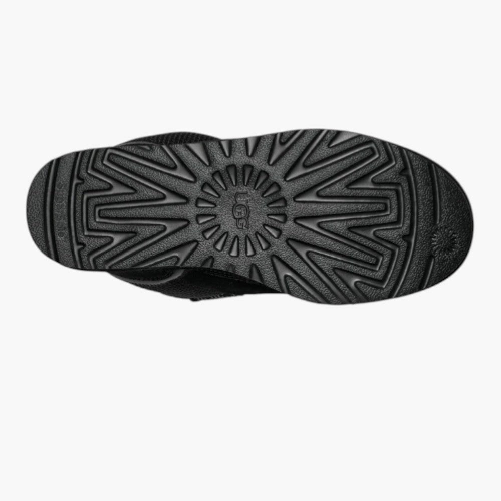 UGG Lowmel Black